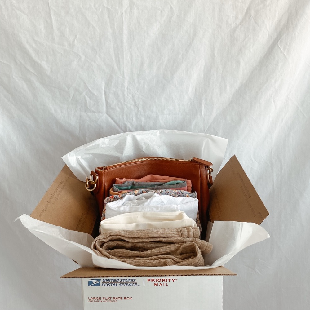Thrift Fit Box | Alexandra